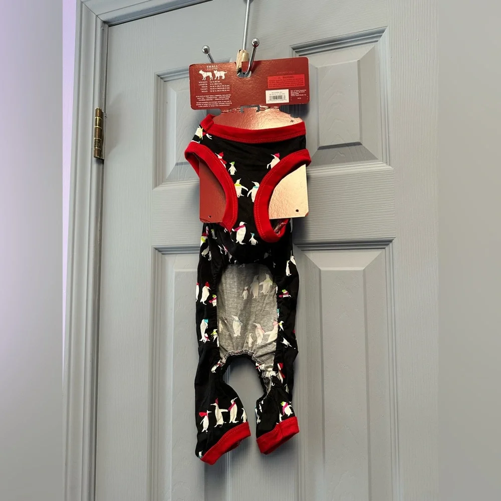 Wondershop Black Penguin Print Dog Outfit